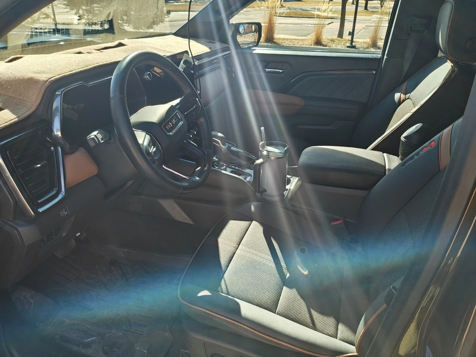 2023 GMC Canyon 2nd Gen - Image 20 of 21