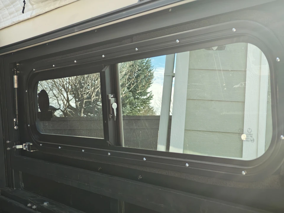 2023 GMC Canyon 2nd Gen - Image 15 of 21