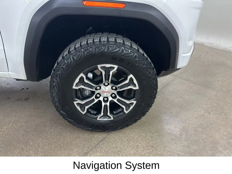 2023 GMC Canyon 2nd Gen - Image 15 of 21