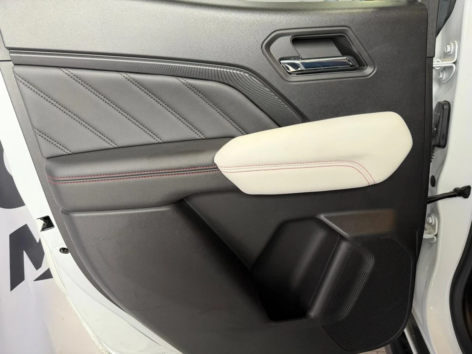 2023 GMC Canyon 2nd Gen - Image 18 of 21