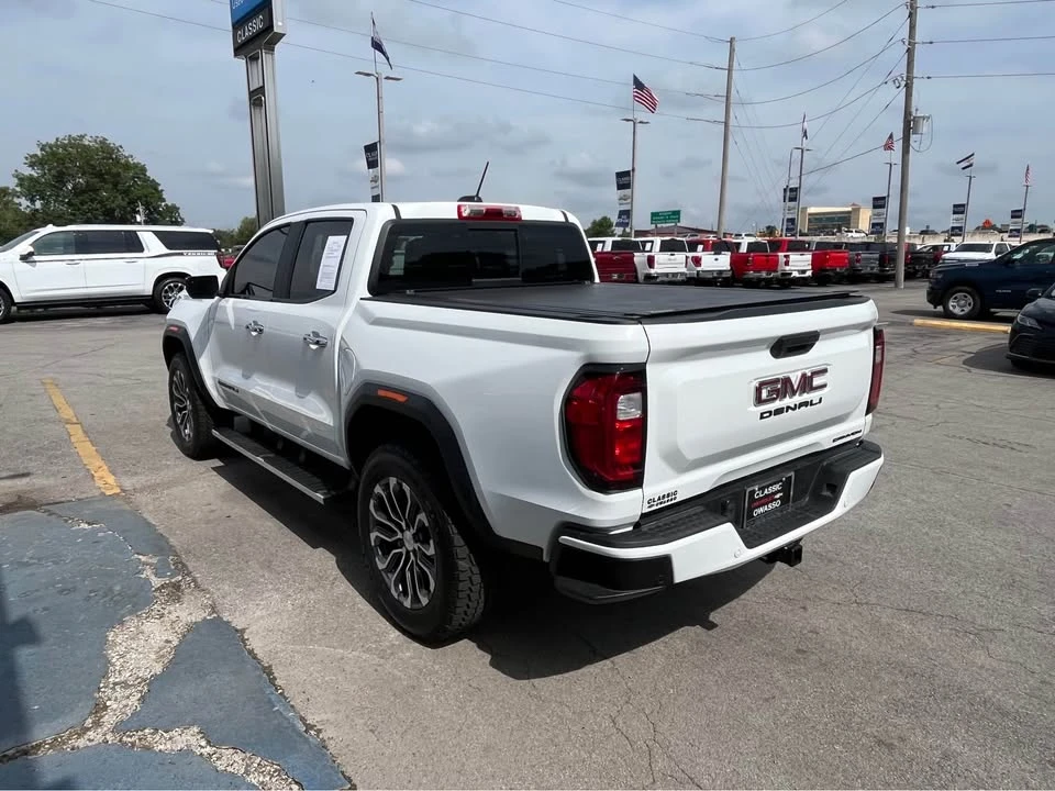 2023 GMC Canyon 2nd Gen - Image 2 of 5
