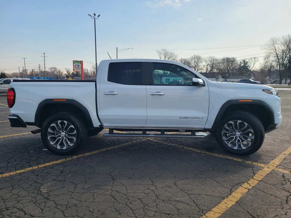 2023 GMC Canyon 2nd Gen - Image 6 of 21