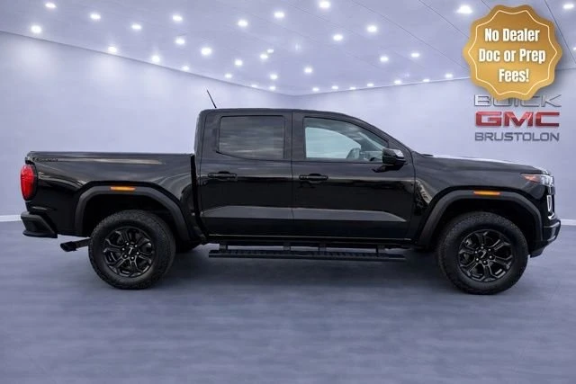 2023 GMC Canyon - Image 2 of 20