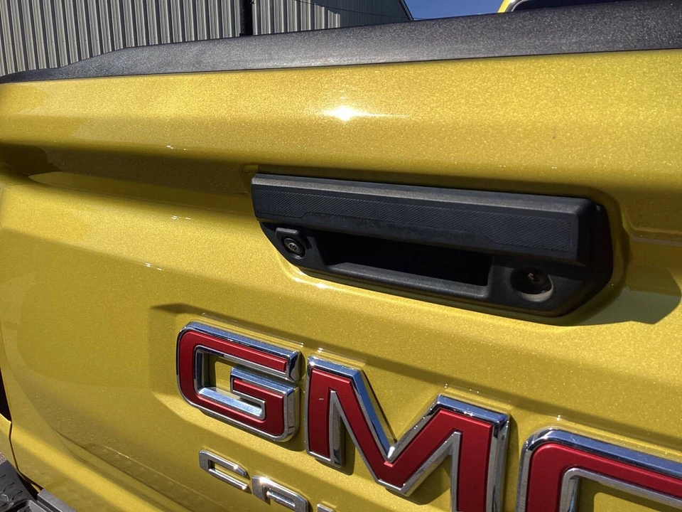 2023 GMC Canyon 2nd Gen - Image 13 of 21