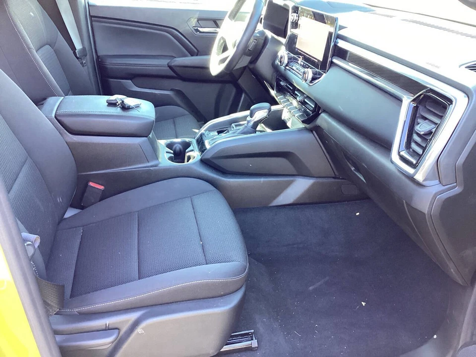 2023 GMC Canyon 2nd Gen - Image 18 of 21