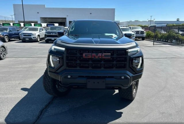 2023 GMC Canyon 2nd Gen - Image 2 of 3