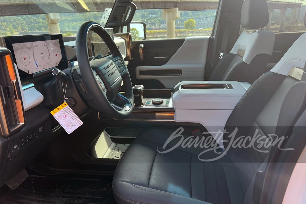 2023 GMC Hummer EV - Image 2 of 22