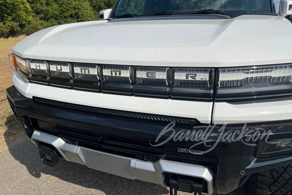 2023 GMC Hummer EV - Image 13 of 22