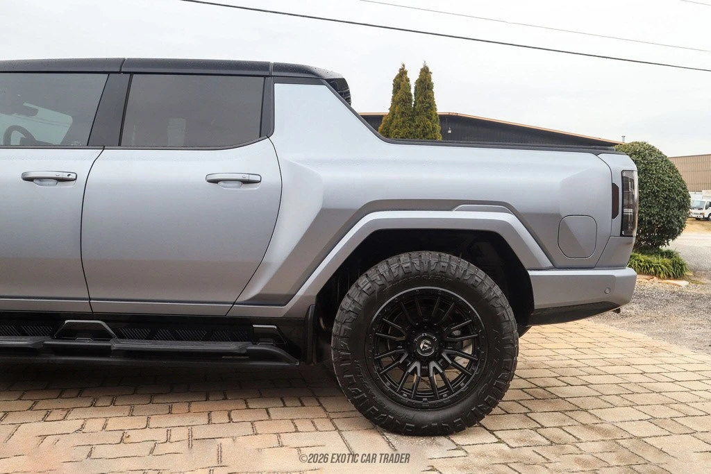 2023 GMC Hummer EV - Image 5 of 12