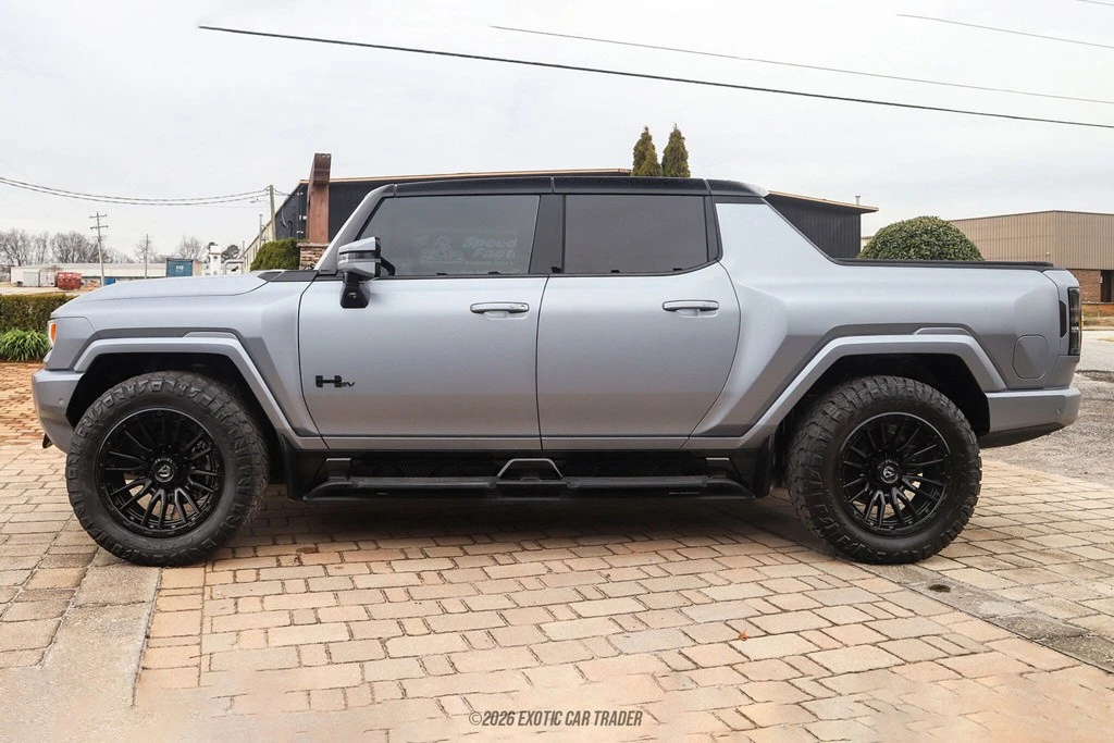 2023 GMC Hummer EV - Image 3 of 12