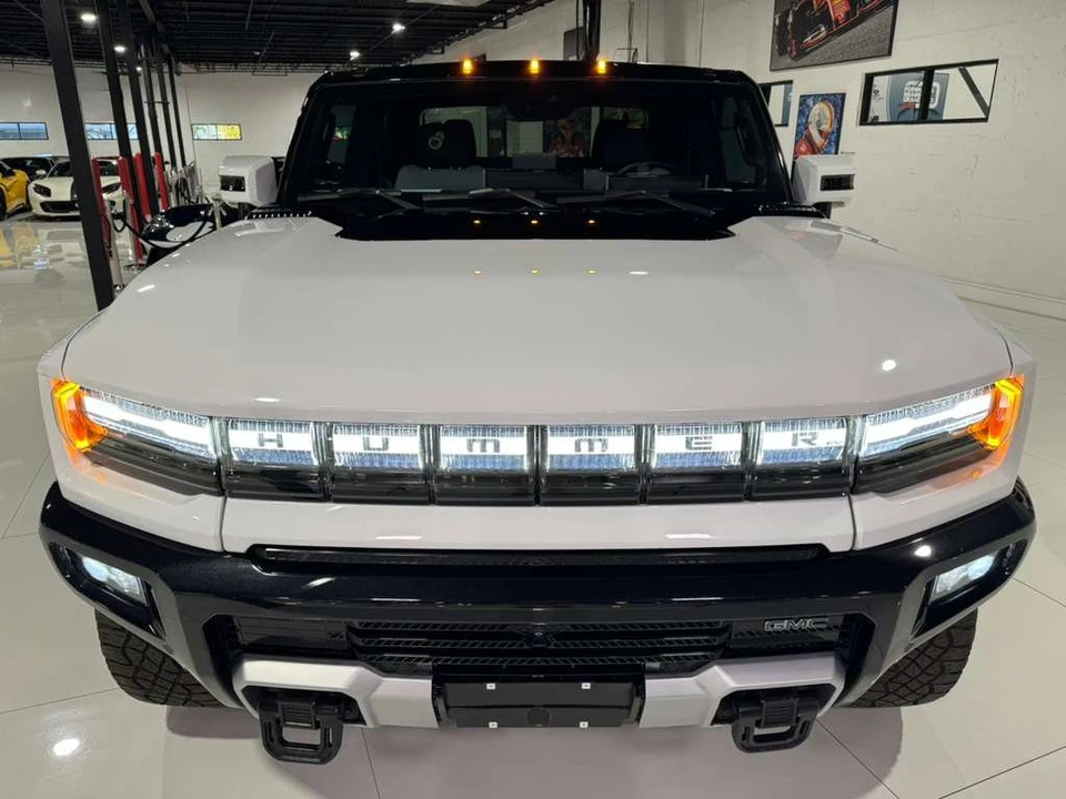 2023 GMC Hummer EV - Image 2 of 12