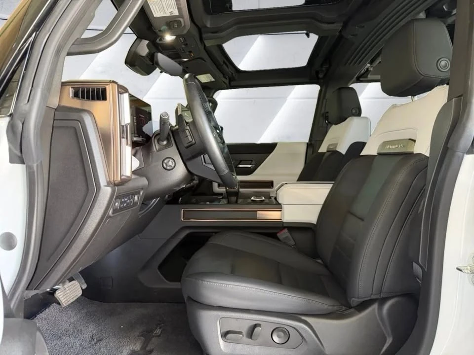 2023 GMC Hummer EV - Image 9 of 20