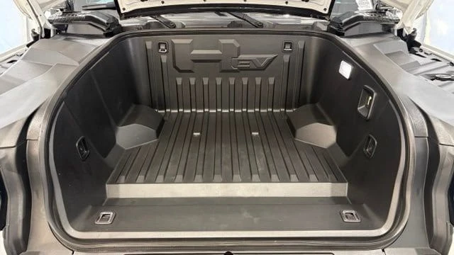 2023 GMC Hummer EV - Image 9 of 20