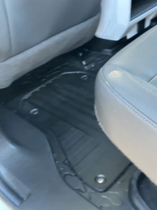2023 GMC Hummer EV - Image 24 of 31