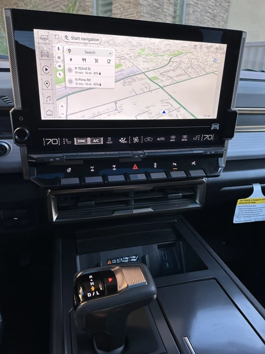 2023 GMC Hummer EV - Image 31 of 31