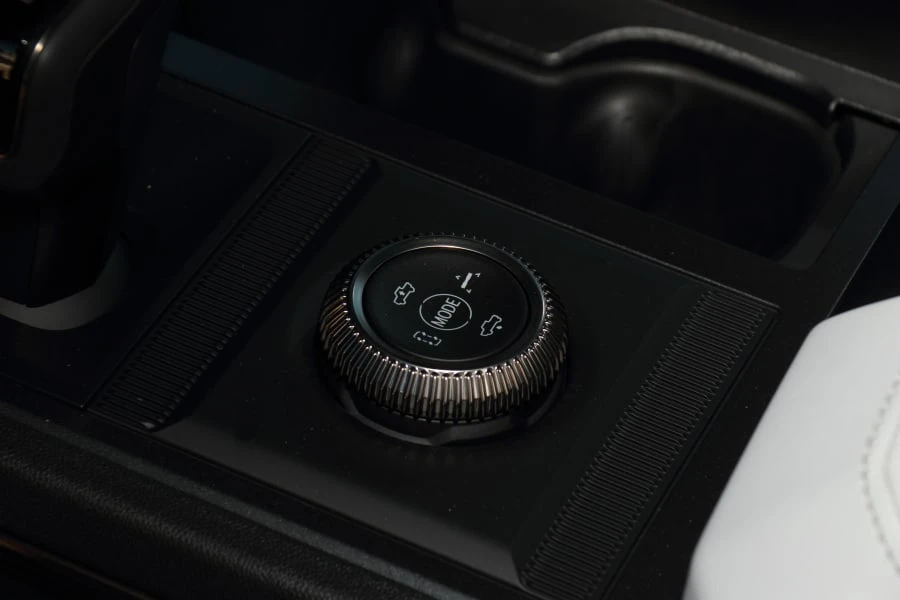 2023 GMC Hummer EV - Image 31 of 31