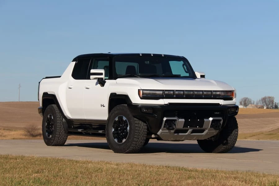2023 GMC Hummer EV - Image 6 of 31