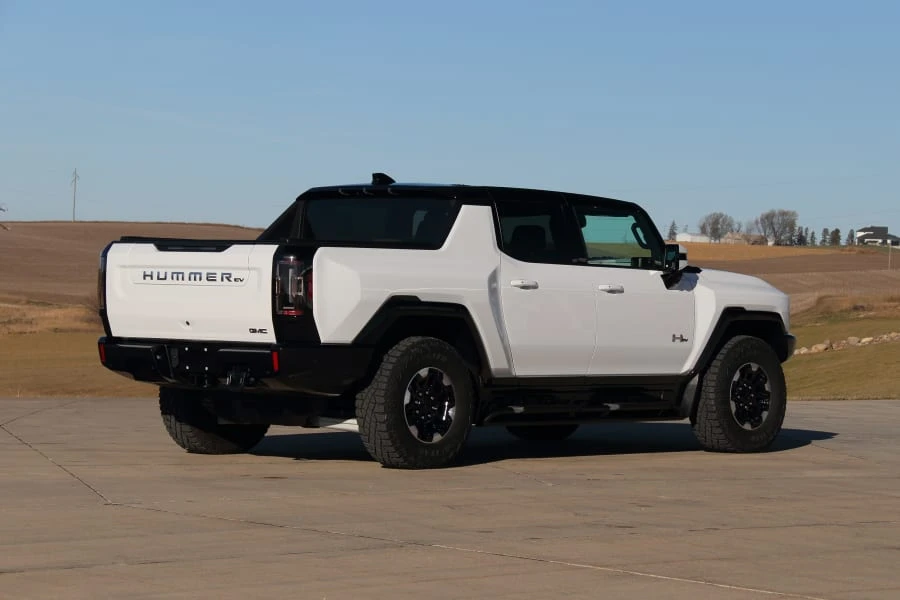 2023 GMC Hummer EV - Image 3 of 31