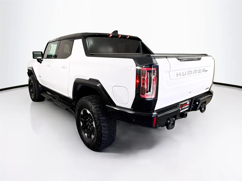 2023 GMC Hummer EV - Image 11 of 17