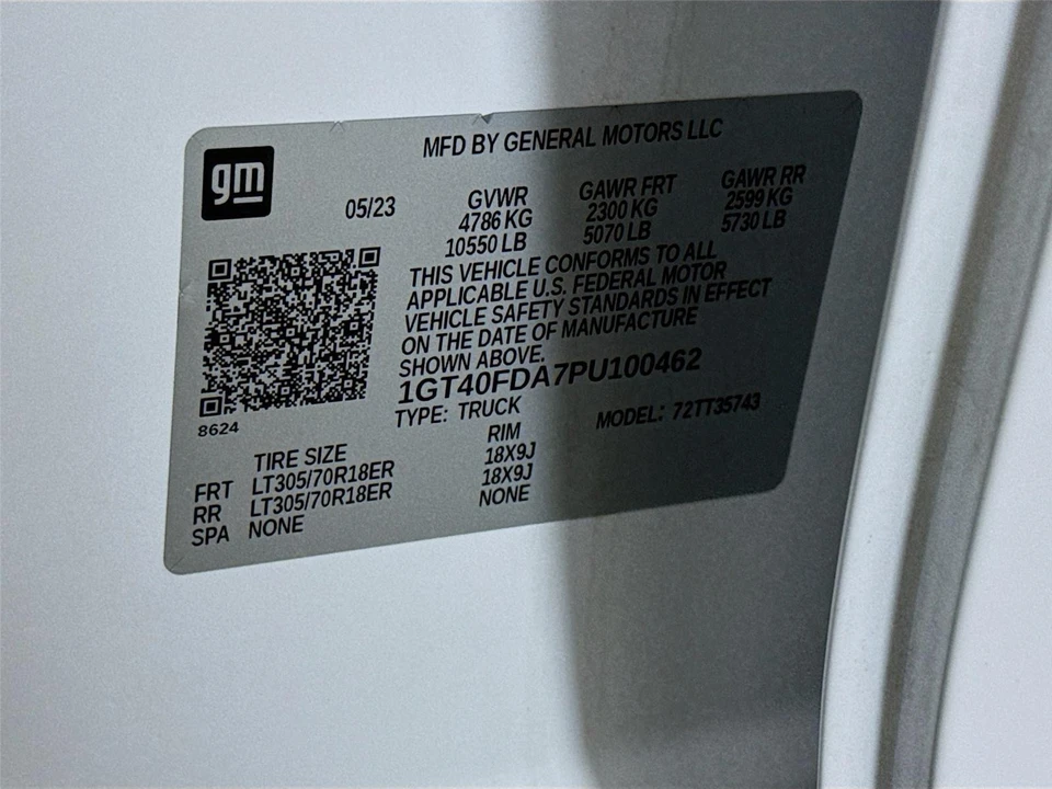 2023 GMC Hummer EV - Image 14 of 17