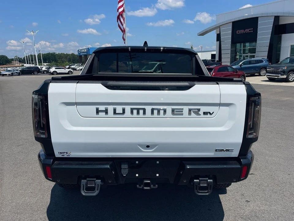 2023 GMC Hummer EV - Image 4 of 12