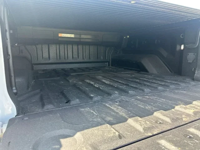 2023 GMC Hummer EV - Image 12 of 20