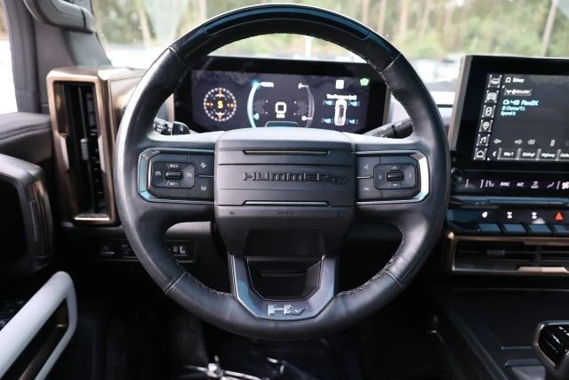 2023 GMC Hummer EV - Image 14 of 31