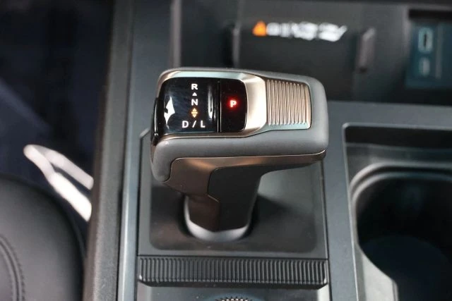 2023 GMC Hummer EV - Image 29 of 31