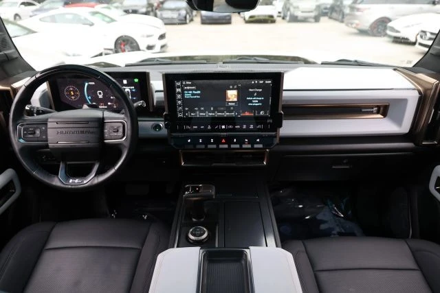2023 GMC Hummer EV - Image 17 of 31