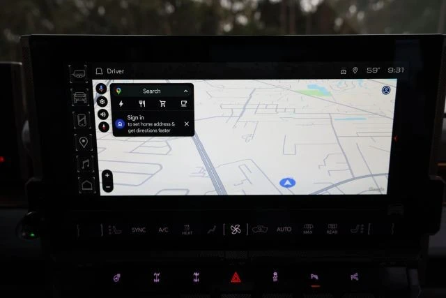 2023 GMC Hummer EV - Image 24 of 31