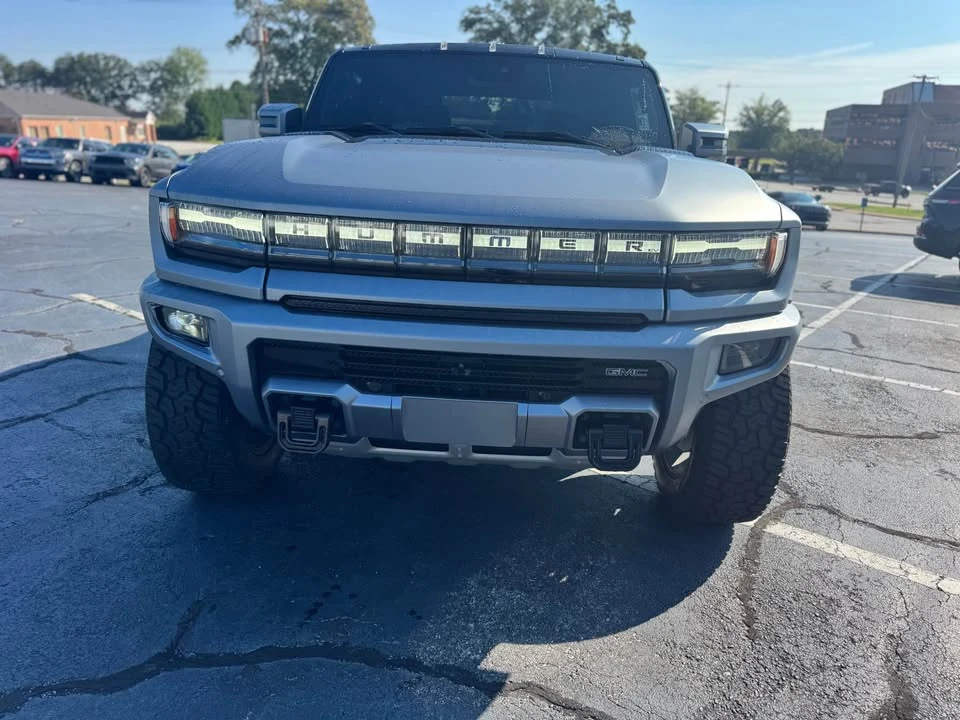 2023 GMC Hummer EV - Image 3 of 16