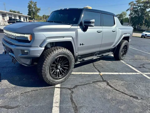 2023 GMC Hummer EV Pickup 3X Pickup 4D 5 ft