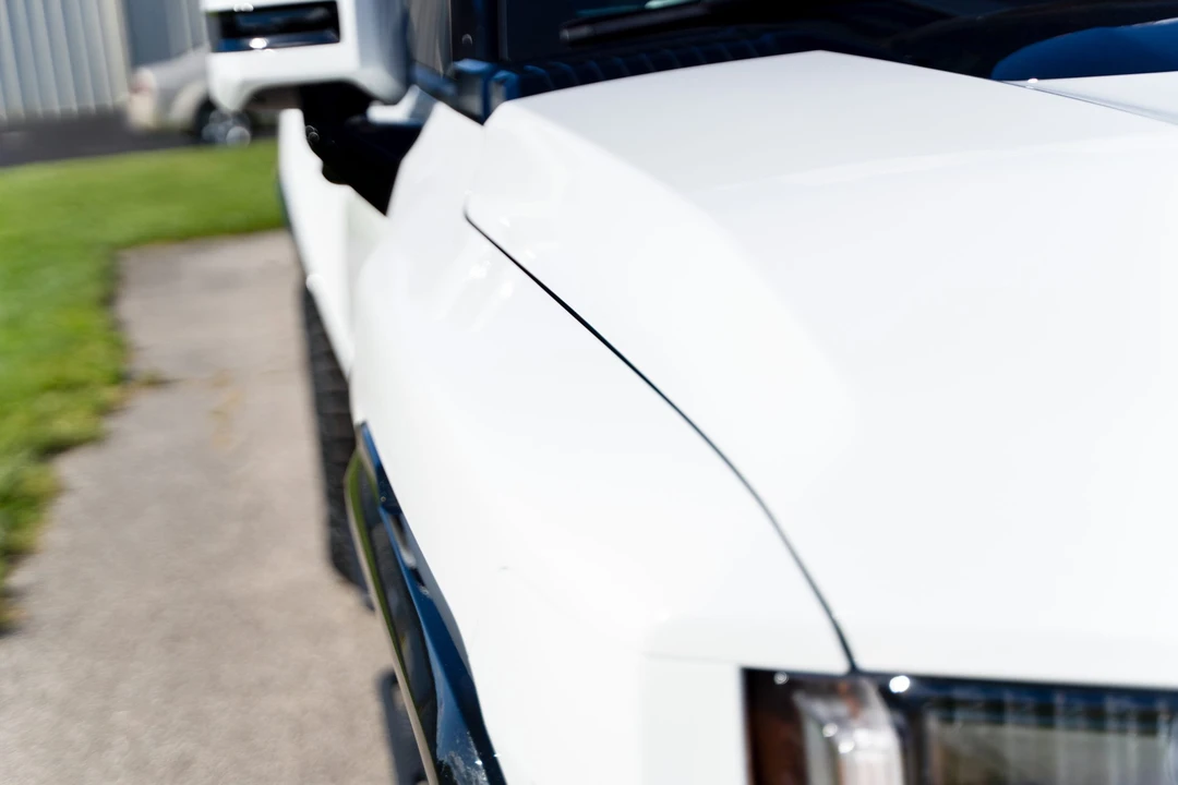 2023 GMC Hummer EV - Image 25 of 31