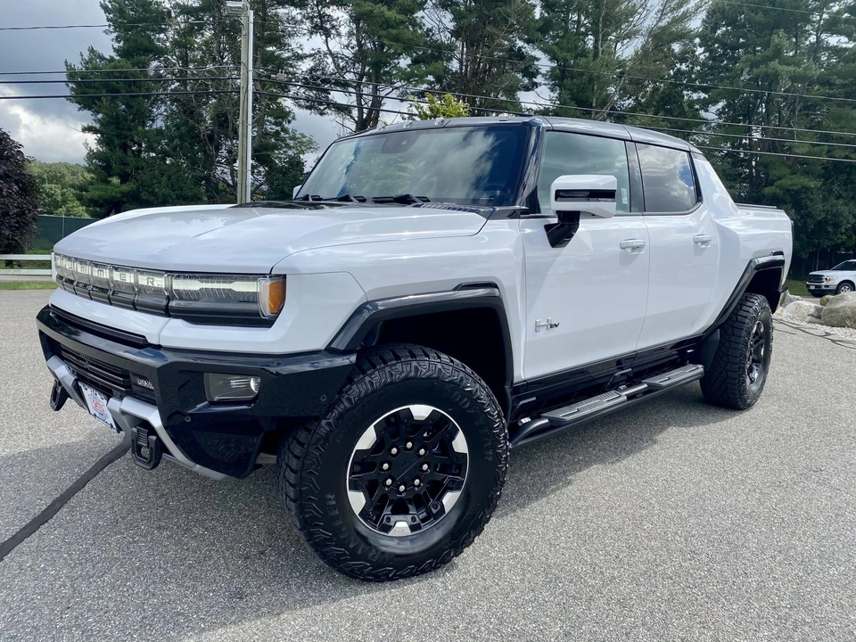 2023 GMC Hummer EV - Image 3 of 31