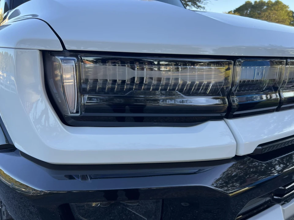 2023 GMC Hummer EV - Image 31 of 31