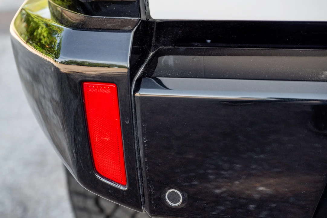 2023 GMC Hummer EV - Image 31 of 31