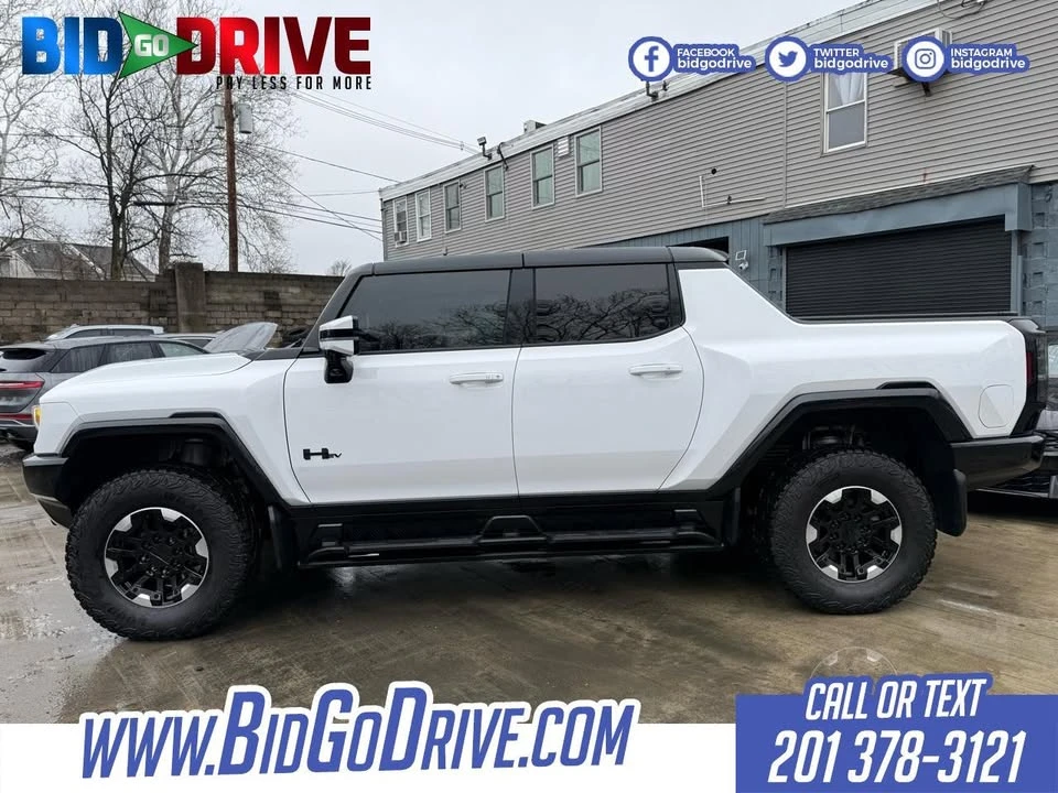 2023 GMC Hummer EV - Image 3 of 9