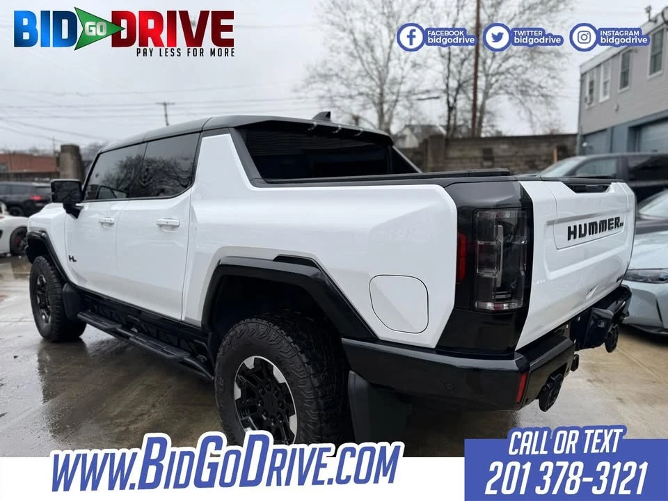 2023 GMC Hummer EV - Image 4 of 9