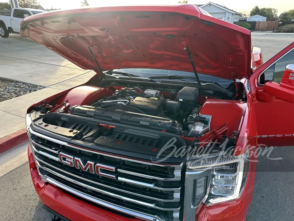 2023 GMC Sierra Heavy Duty 5th Gen - Image 3 of 8