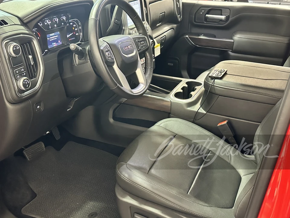 2023 GMC Sierra Heavy Duty 5th Gen - Image 4 of 8