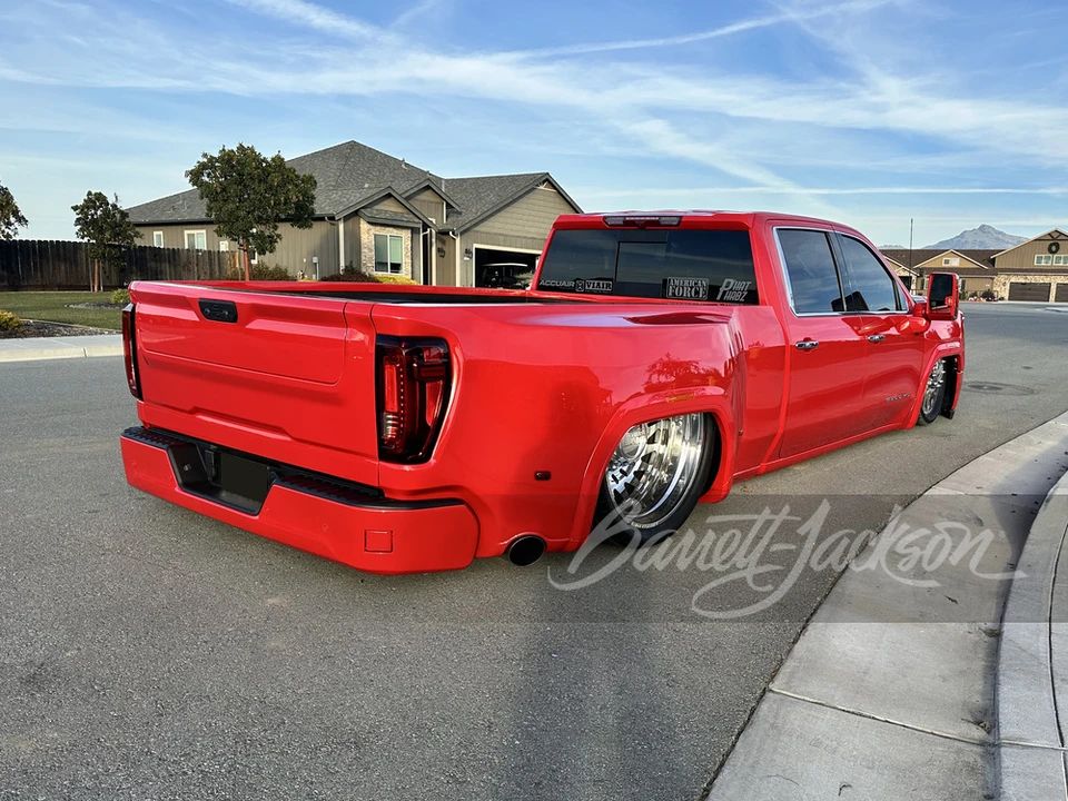 2023 GMC Sierra Heavy Duty 5th Gen - Image 8 of 8