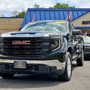 2023 GMC Sierra