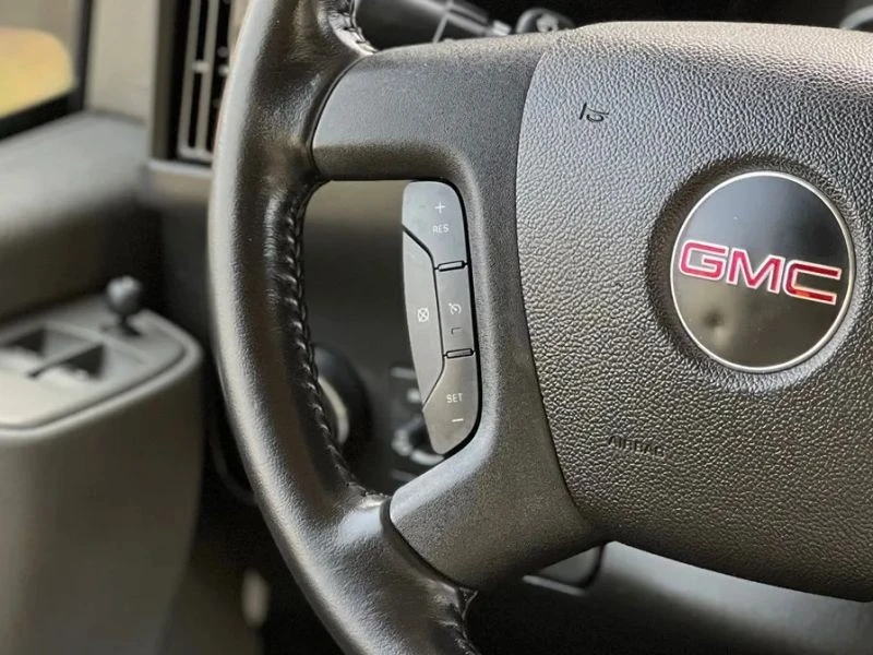 2023 GMC Savana - Image 11 of 12