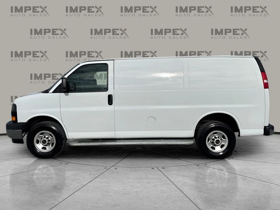 2023 GMC Savana - Image 2 of 21