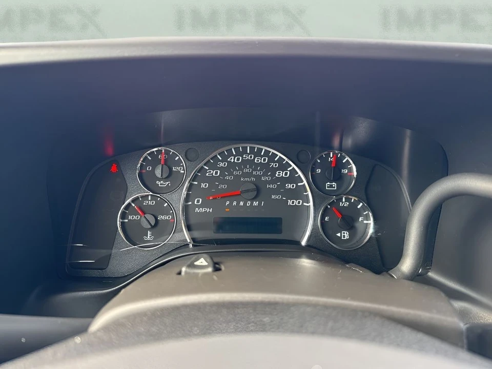 2023 GMC Savana - Image 16 of 21