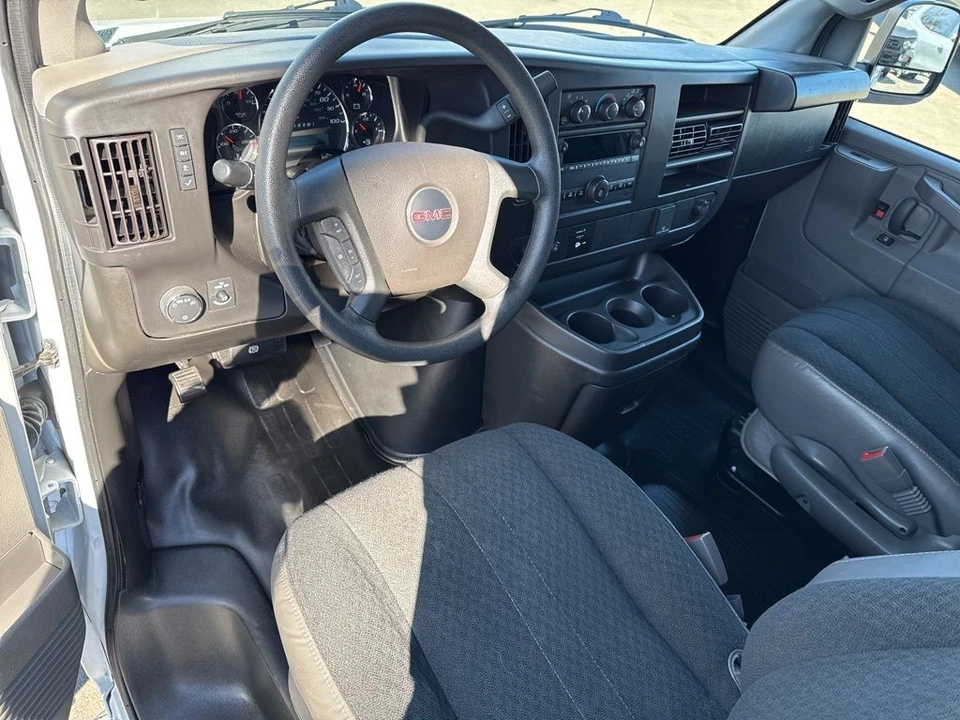 2023 GMC Savana - Image 11 of 12