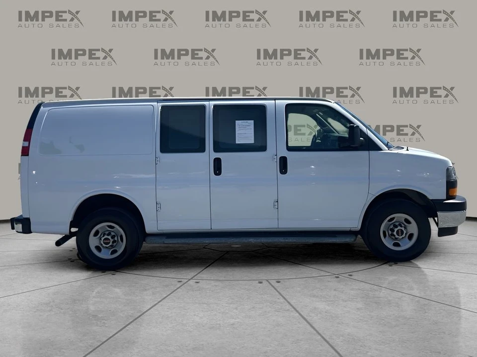 2023 GMC Savana - Image 6 of 21