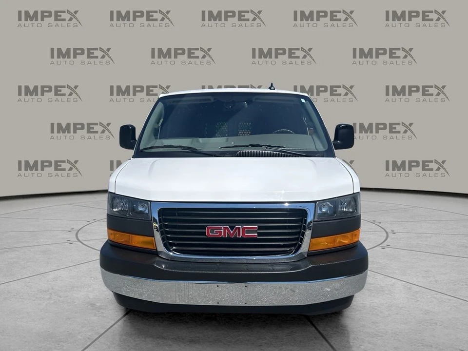 2023 GMC Savana - Image 8 of 21