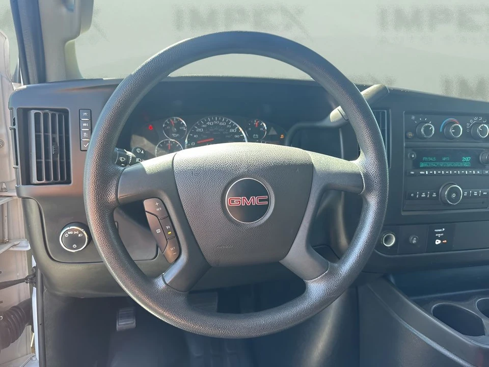 2023 GMC Savana - Image 12 of 21
