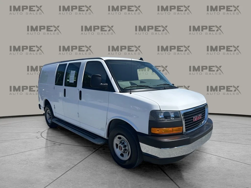 2023 GMC Savana - Image 7 of 12